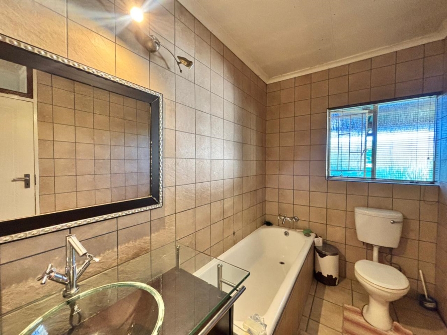5 Bedroom Property for Sale in Sasolburg Ext 11 Free State